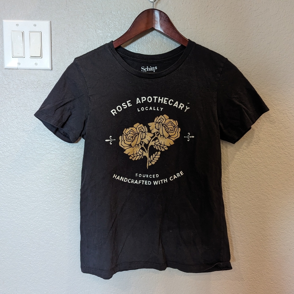 Schitts Creek l Rose Apothecary Tee